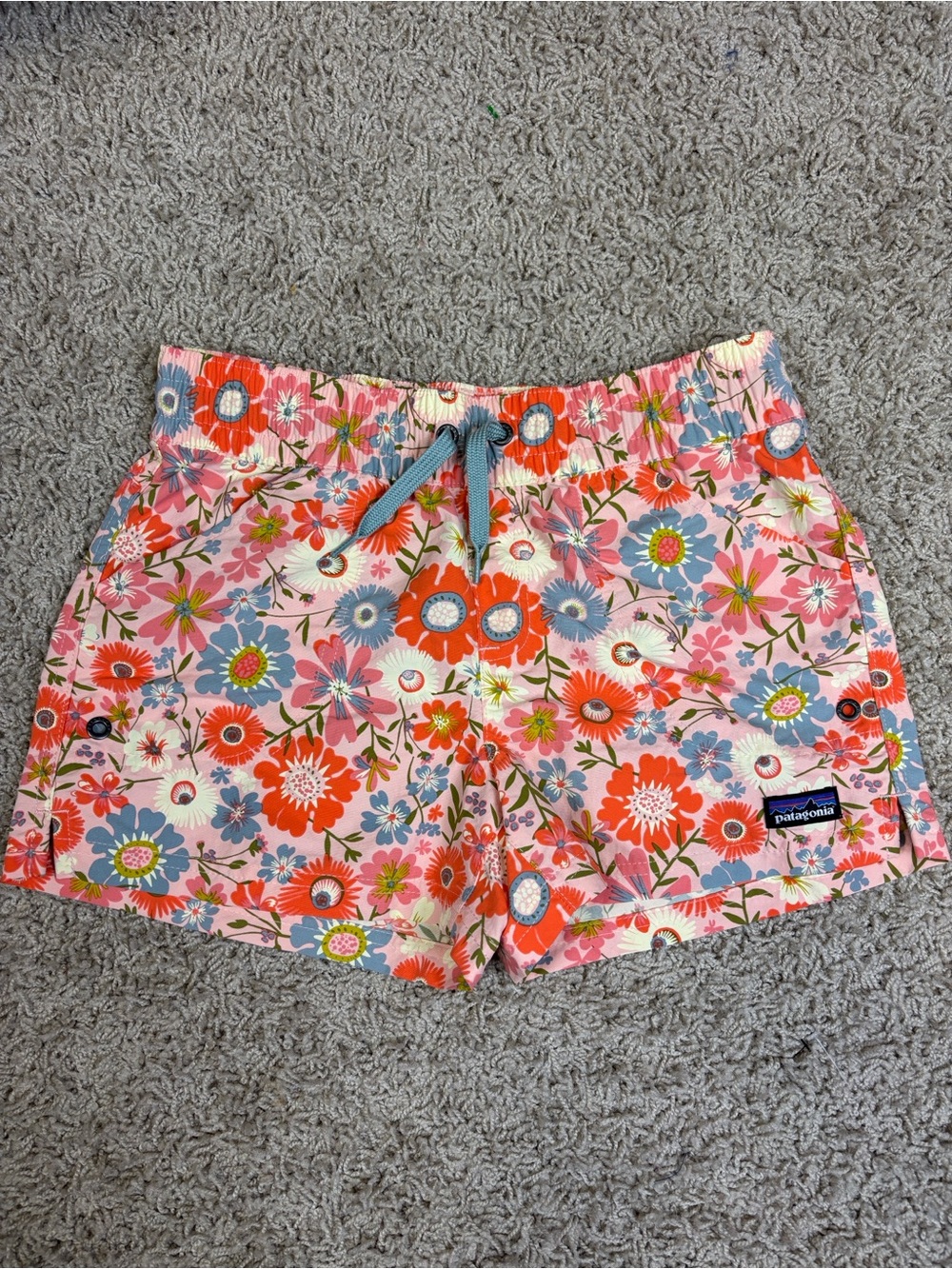 NWT Patagonia kids Costa Rica baggies shorts 3”  sunlit pink sz lg